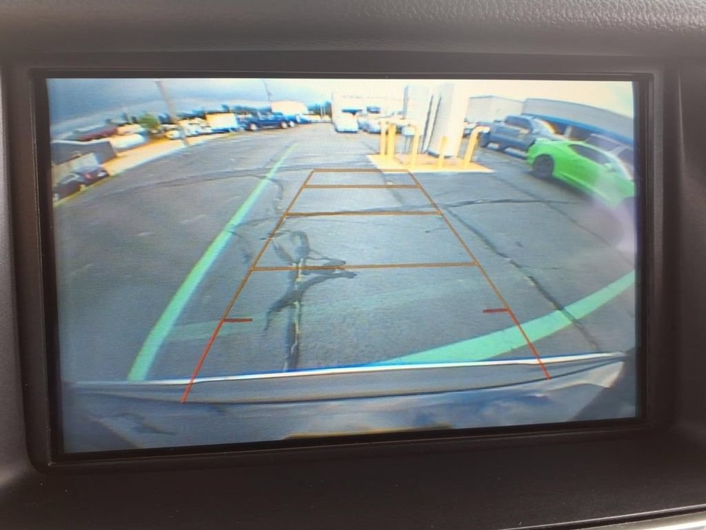 Used 2020 Chevrolet Suburban Premier AWD/4WD image 25