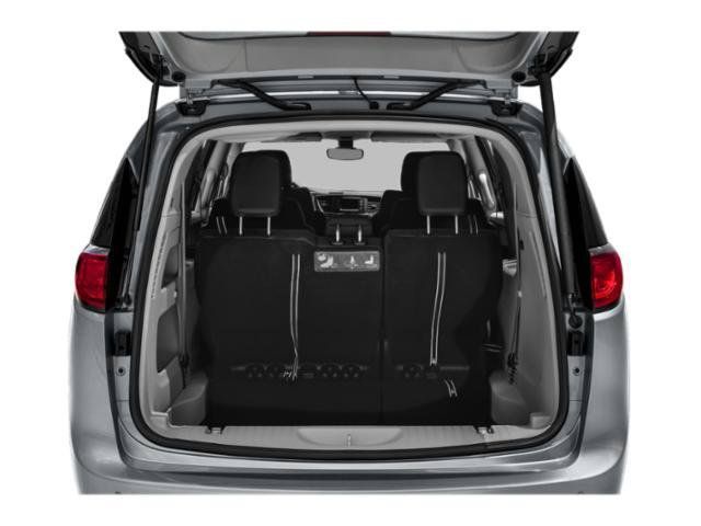 Used 2019 Chrysler Pacifica Touring-L FWD image 15
