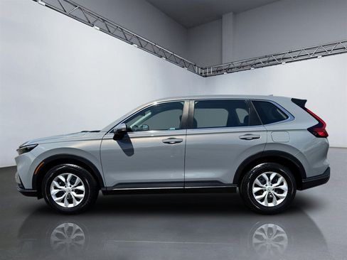 Used 2023 Honda CR-V LX image 2
