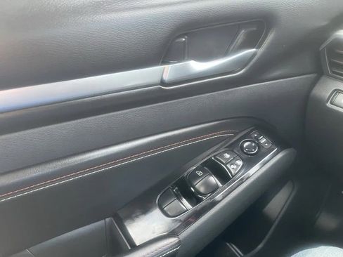 Used 2023 Nissan Altima 2.0 SR FWD image 29