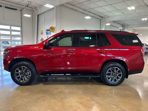 Used 2023 Chevrolet Tahoe Z71 w/ Luxury Package image 5