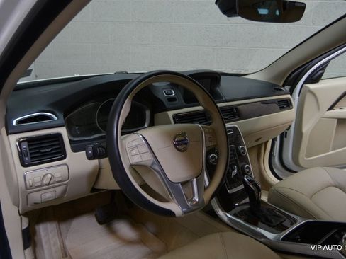 Used 2015 Volvo XC70 T5 Premier image 11