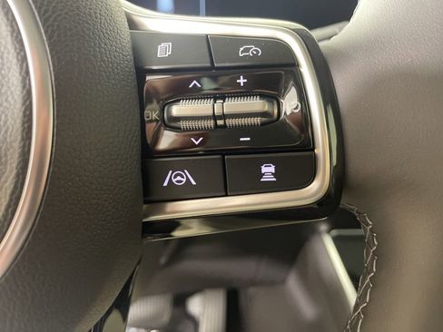 New 2026 Kia Carnival SX image 25