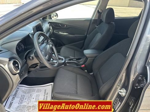 Used 2022 Hyundai Kona SEL FWD image 11
