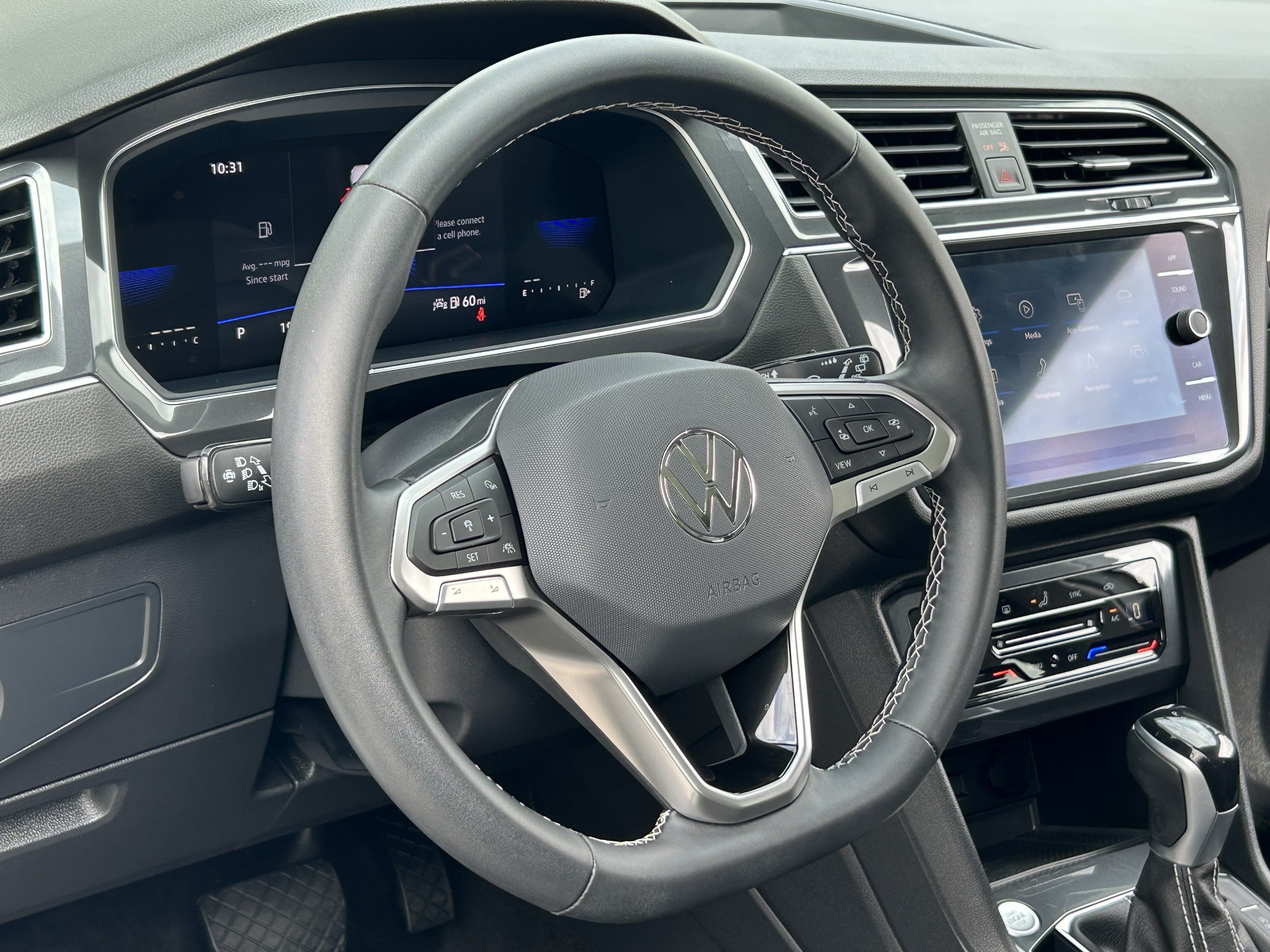 Used 2023 Volkswagen Tiguan SE FWD image 27