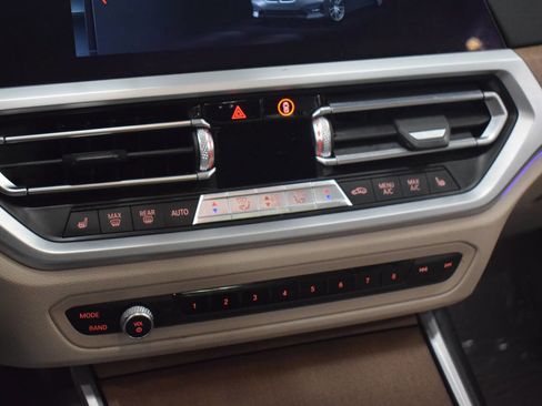 Used 2020 BMW 330i Sedan w/ M Sport Package image 47