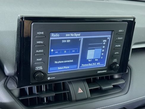 Certified 2022 Toyota RAV4 XLE AWD/4WD image 7
