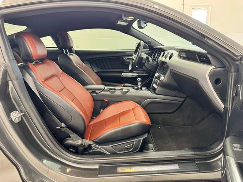 Used 2016 Ford Mustang GT Premium RWD image 17