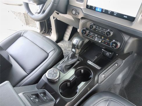 New 2026 Ford Bronco Outer Banks AWD/4WD image 28