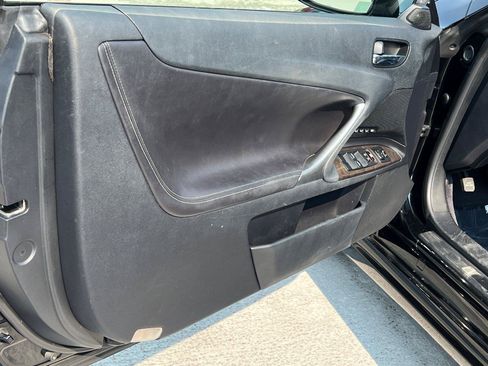 Used 2011 Lexus IS 250C w/ Luxury Pkg RWD image 10
