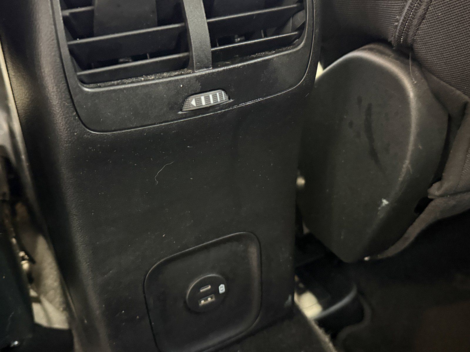 Used 2022 Ford Escape SE AWD/4WD image 29