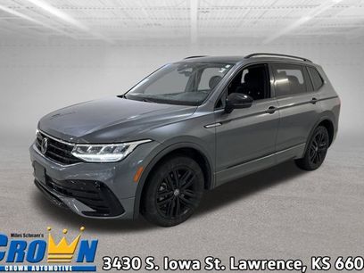 Certified 2022 Volkswagen Tiguan SE R-Line