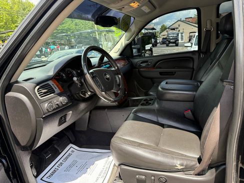 Used 2010 Chevrolet Silverado 3500 LTZ w/ LTZ Plus Package AWD/4WD image 30