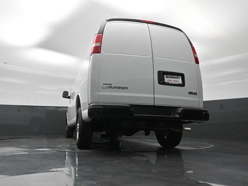 New 2026 GMC Savana 3500 Extended w/ Driver Convenience Package RWD image 21