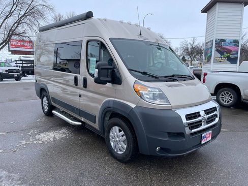Used 2018 RAM ProMaster 1500 w/ Premium Appearance Group FWD image 4