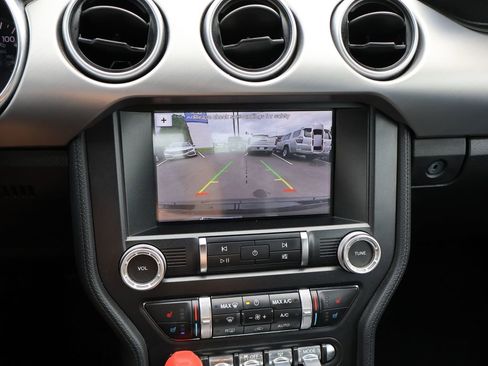 Used 2019 Ford Mustang GT Premium RWD image 25