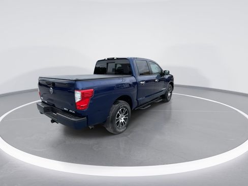 Used 2021 Nissan Titan SV w/ SV Convenience Package image 18