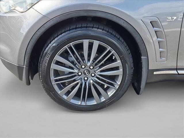 Used 2017 INFINITI QX70 2WD w/ Limited Package image 24