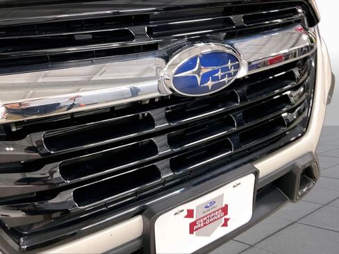 Used 2025 Subaru Ascent Premium AWD/4WD image 28
