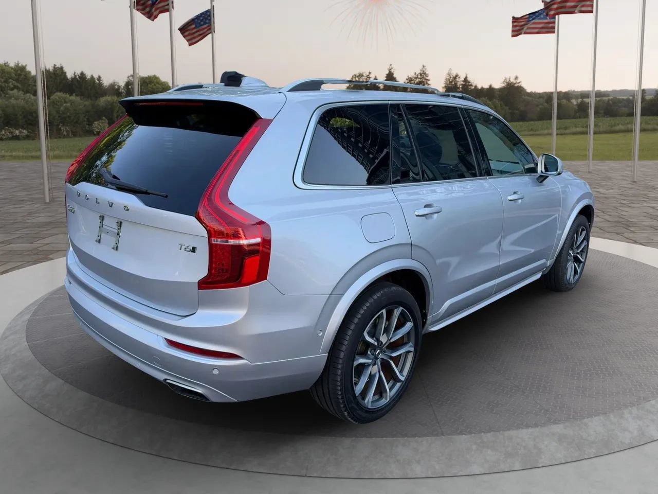 Used 2018 Volvo XC90 T6 Momentum w/ Convenience Package AWD/4WD image 11