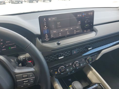 Used 2025 Honda Accord EX-L image 24