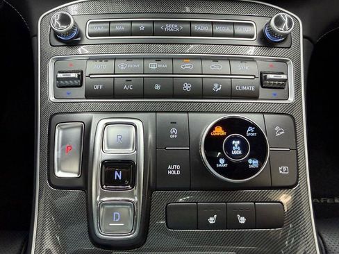 Used 2023 Hyundai Santa Fe SEL w/ Premium Package image 19