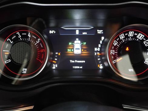 Used 2018 Dodge Challenger R/T RWD image 13