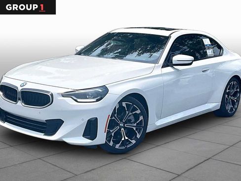 Used 2025 BMW 230i Coupe w/ Convenience Package RWD image 1