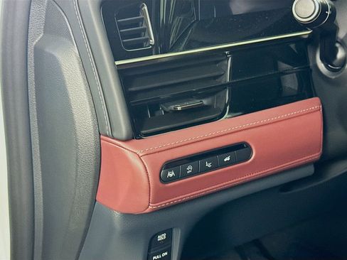 New 2026 INFINITI QX80 Autograph w/ Premium Cargo Package image 12