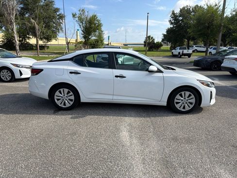 Used 2024 Nissan Sentra S FWD image 6