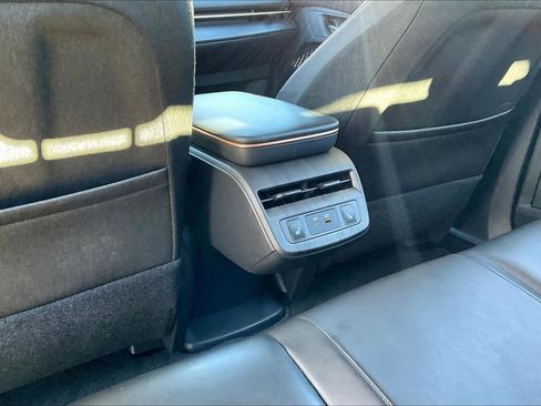 Certified 2024 Nissan Ariya AWD image 37