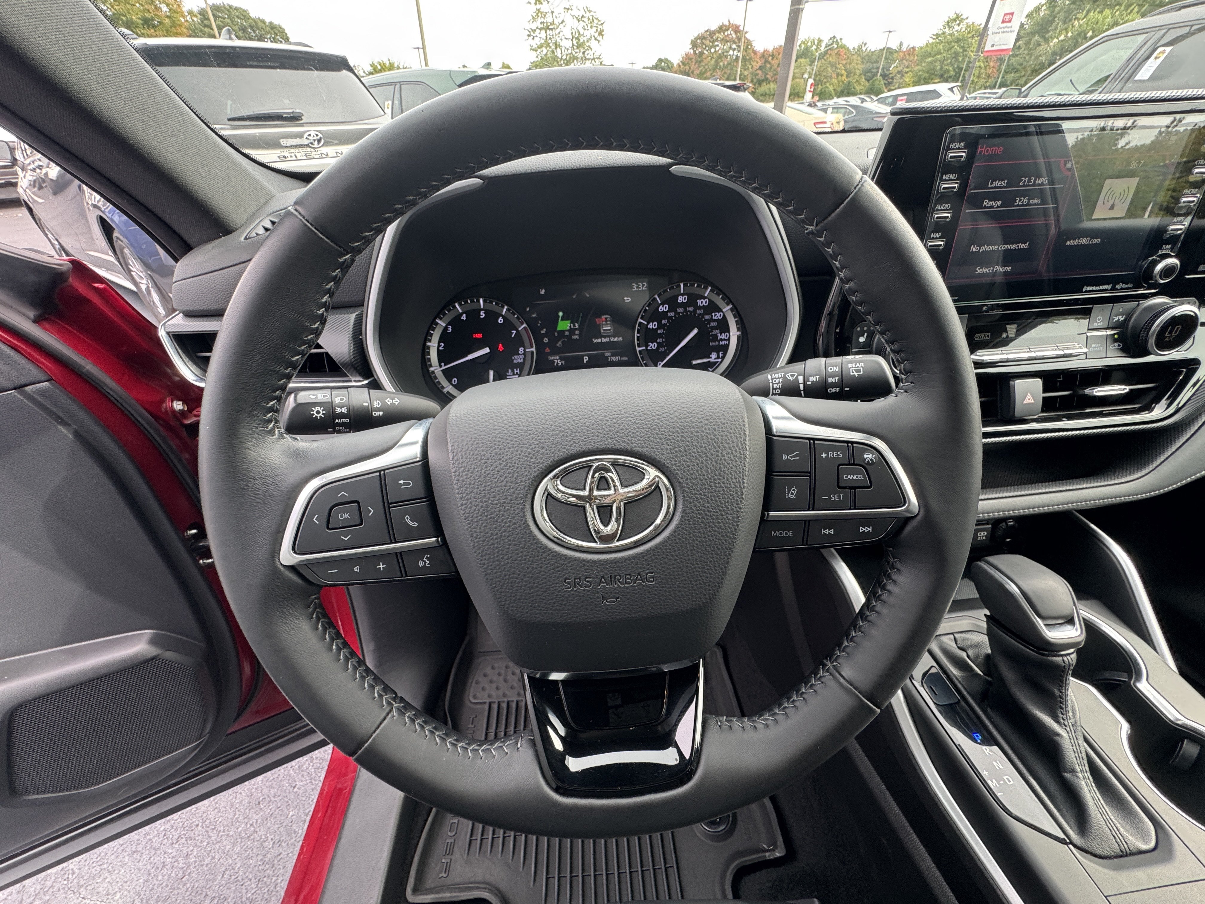 Certified 2021 Toyota Highlander XSE FWD image 14
