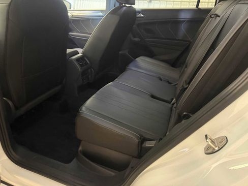 Certified 2023 Volkswagen Tiguan SE R-Line AWD/4WD image 23