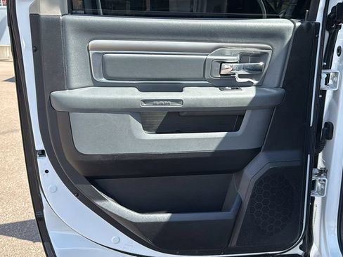 Used 2019 RAM 1500 Big Horn AWD/4WD image 12