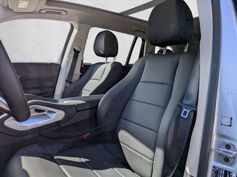 New 2026 Mercedes-Benz GLS 450 4MATIC image 4