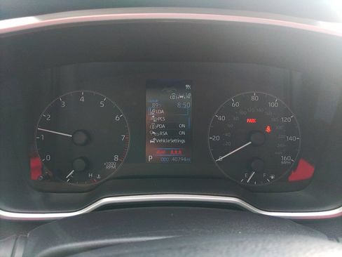 Used 2025 Toyota Corolla SE FWD image 8