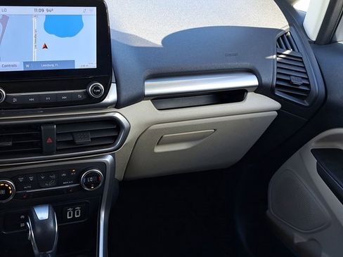 Used 2020 Ford EcoSport SE w/ SE Convenience Package image 16