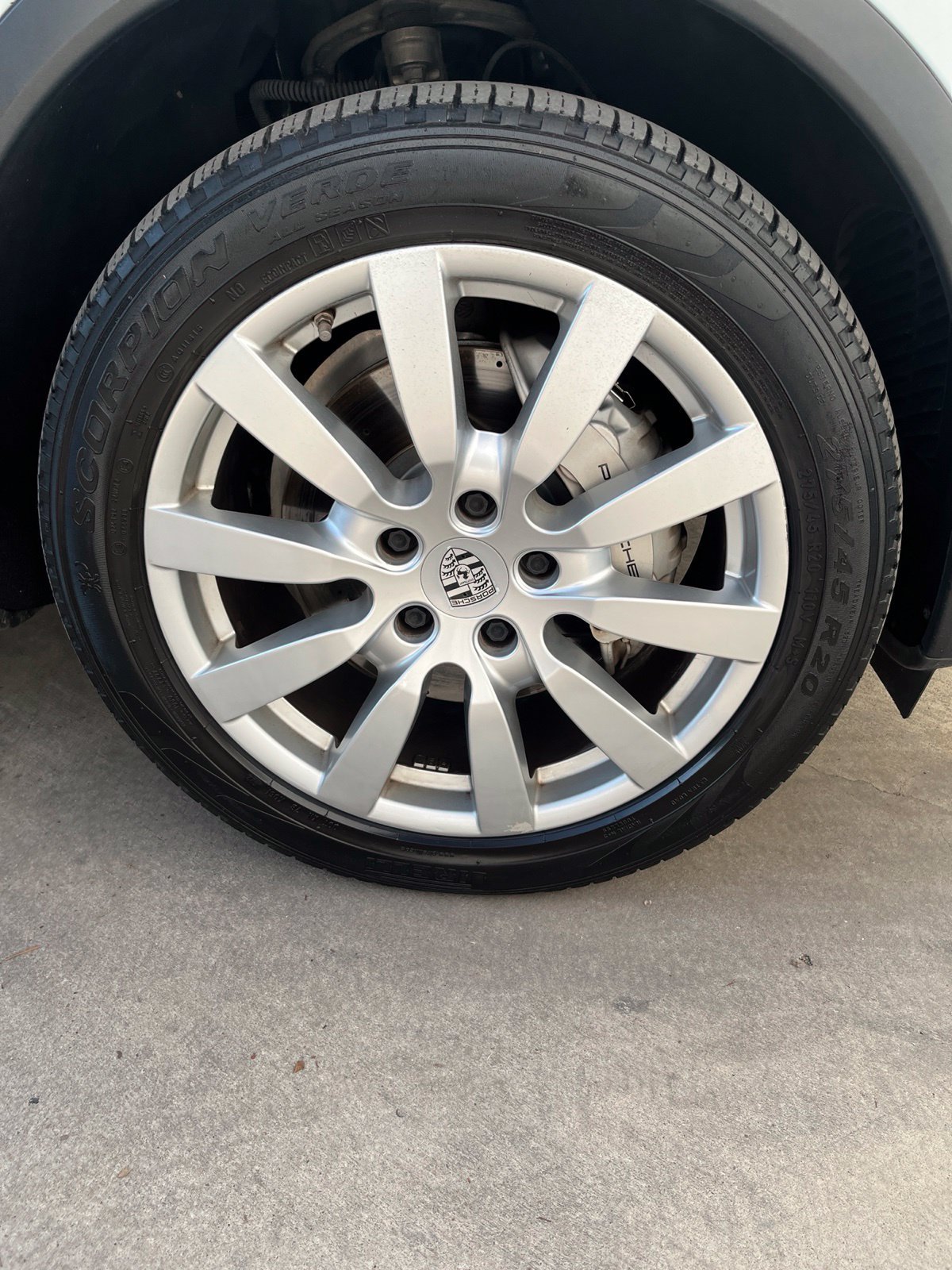 Used 2017 Porsche Cayenne S AWD/4WD image 25