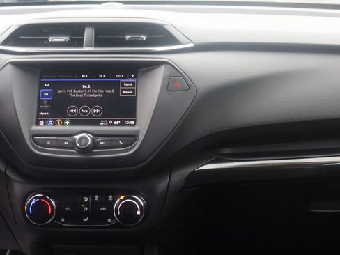 Used 2022 Chevrolet TrailBlazer LT AWD/4WD image 18