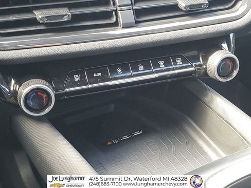 Used 2025 Chevrolet Equinox EV RS w/ Active Safety Package 3 AWD/4WD image 19