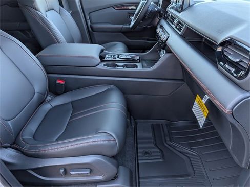New 2025 Honda Pilot TrailSport image 29