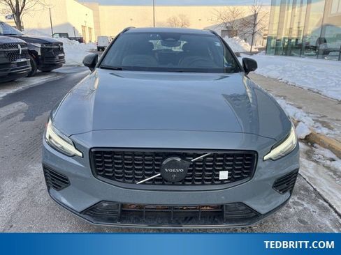 Used 2024 Volvo V60 T8 Polestar image 2