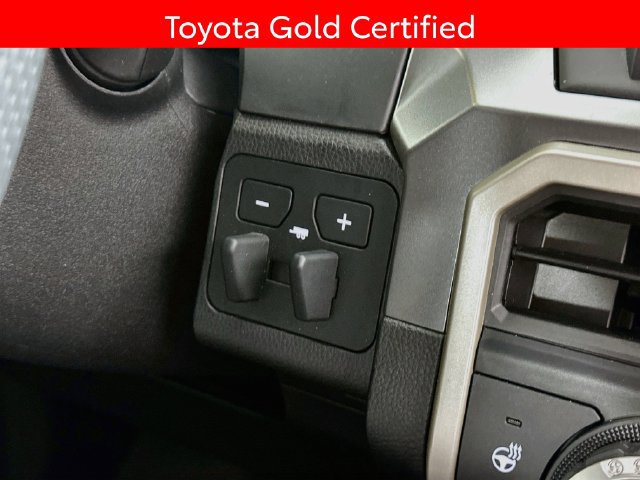 Certified 2024 Toyota Tacoma SR5 AWD/4WD image 35