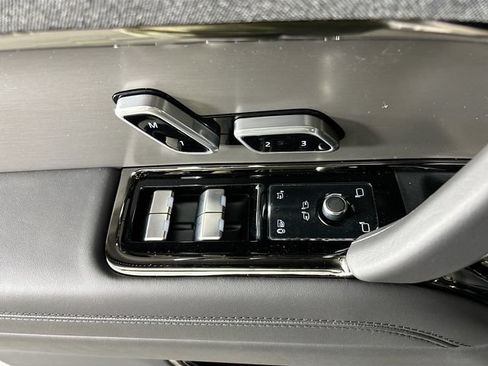 New 2026 Land Rover Range Rover Sport SE AWD/4WD image 19