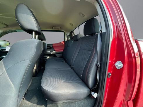Used 2023 Toyota Tacoma SR5 RWD image 29