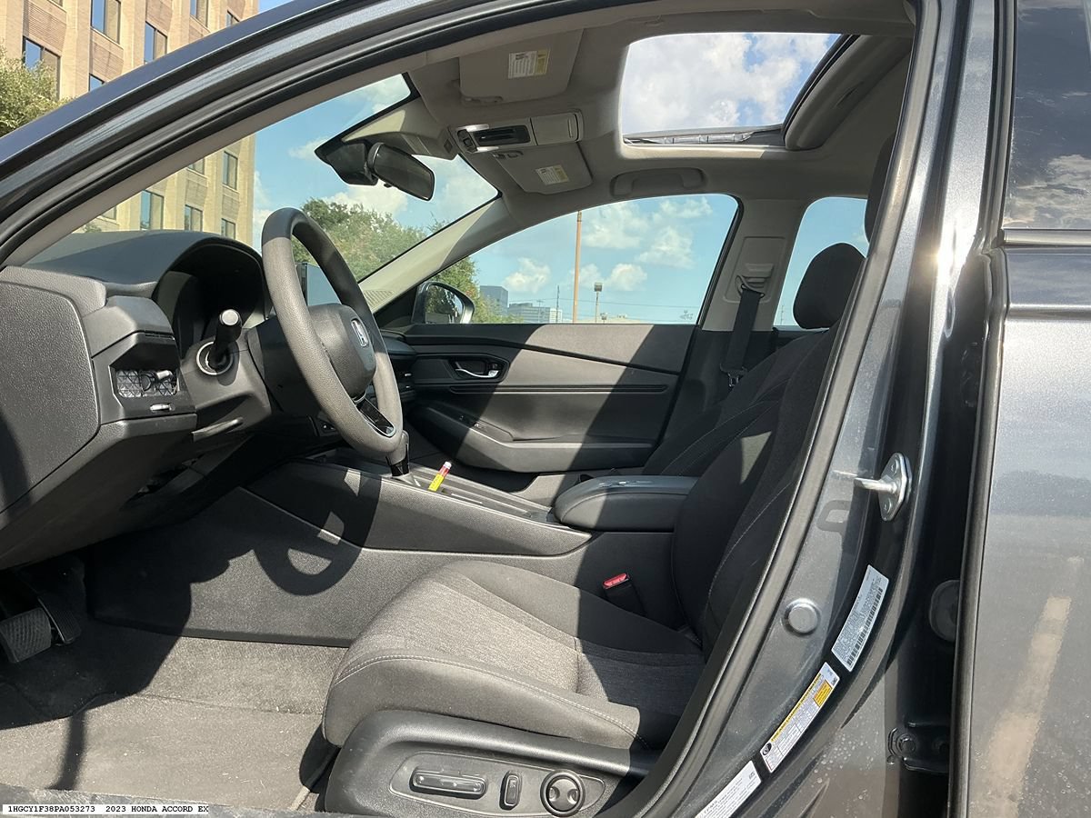 Used 2023 Honda Accord EX image 10