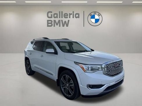 Used 2019 GMC Acadia Denali w/ Technology Package FWD image 5