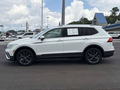 Used 2023 Volkswagen Tiguan SE FWD image 9