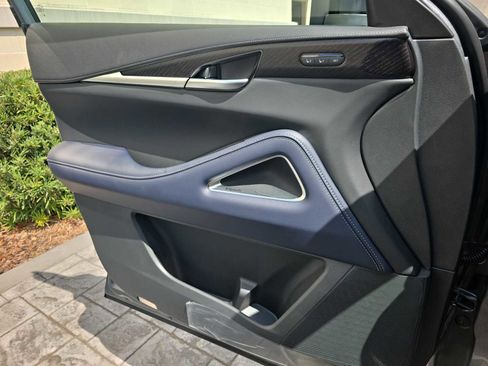 New 2026 INFINITI QX60 Sport w/ Dark Cargo Package image 19