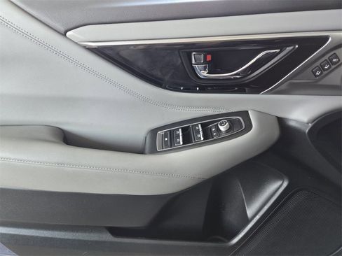 Used 2022 Subaru Legacy Limited image 32